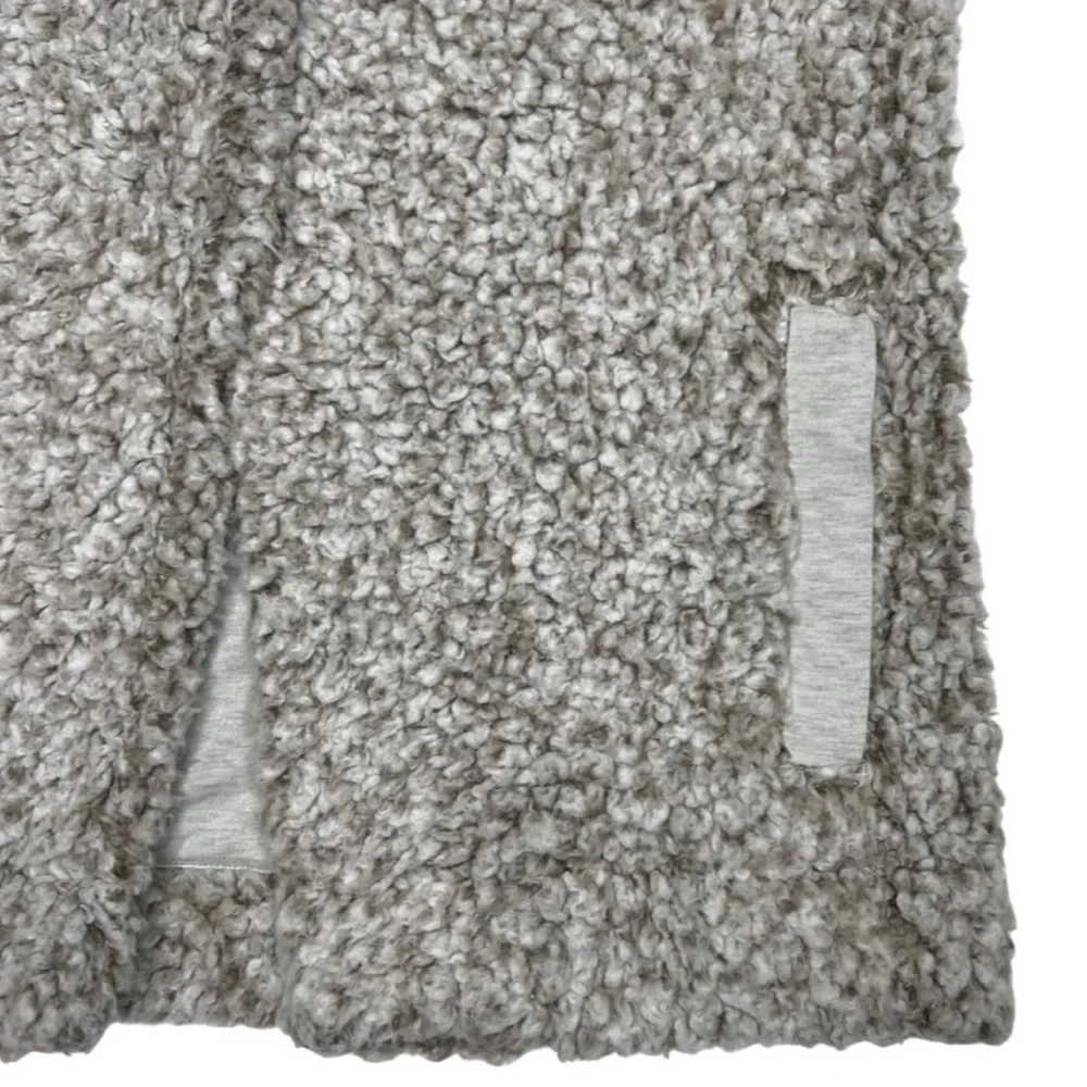 Dylan by True‎ Grit Women's Frosty Tipped Pile Cozy Vest